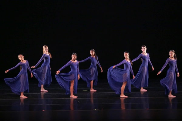 New Contemporary Division Photo